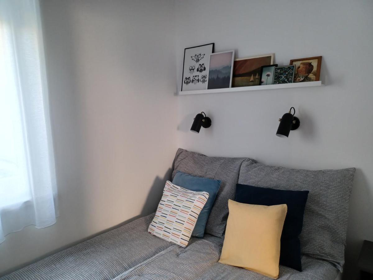 Liliom Apartment With Free Parking Space Budapest Bagian luar foto